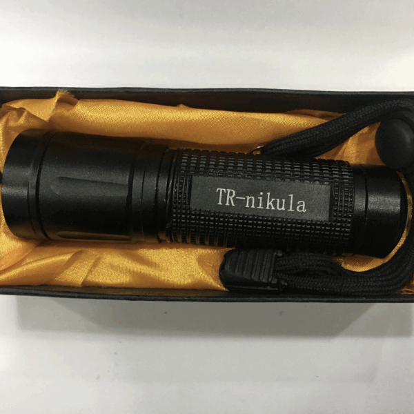 Trnikula Beyaz Led Işıklı Mini Fener D35