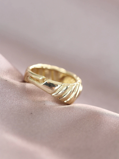 gold-metal-kadin-yuzuk-234394572-sw1080sh1620