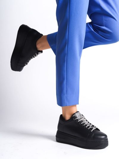 della-bagcikli-ortopedik-taban-tasli-kadin-sneaker-spor-ayakkabi-cst-siyah-125-1